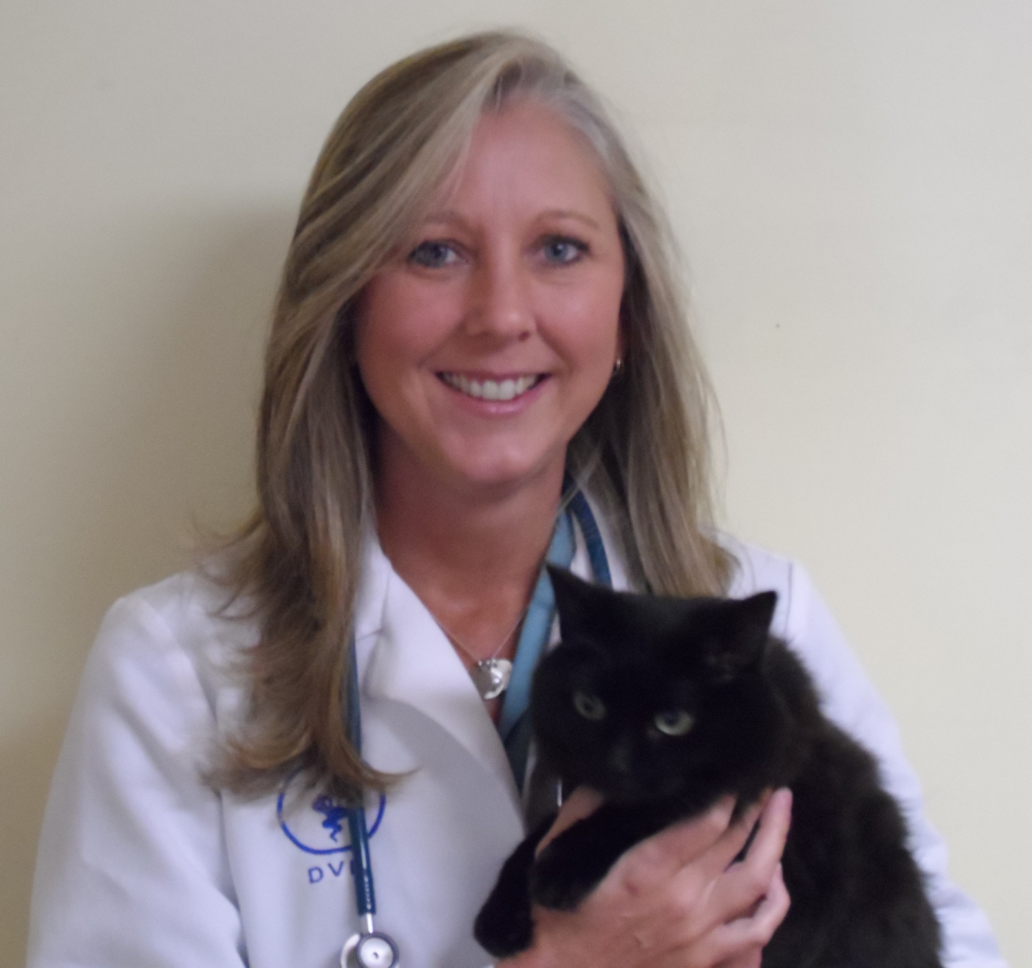 Dr.Lindsay Campbell Dr.Lindsay Campbell